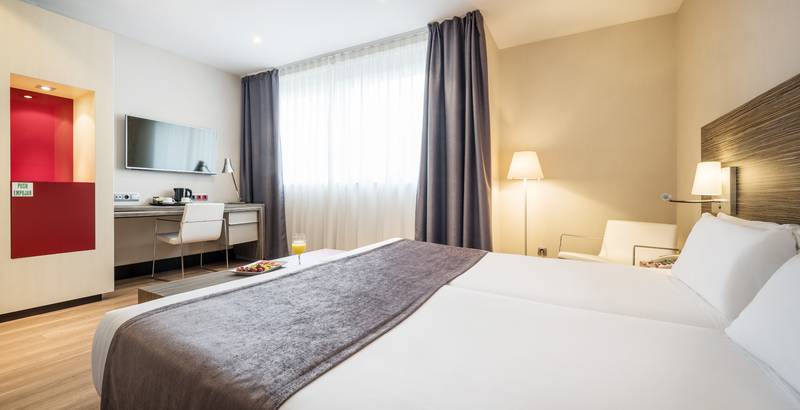  Hotel ILUNION Barcelona Barcellona